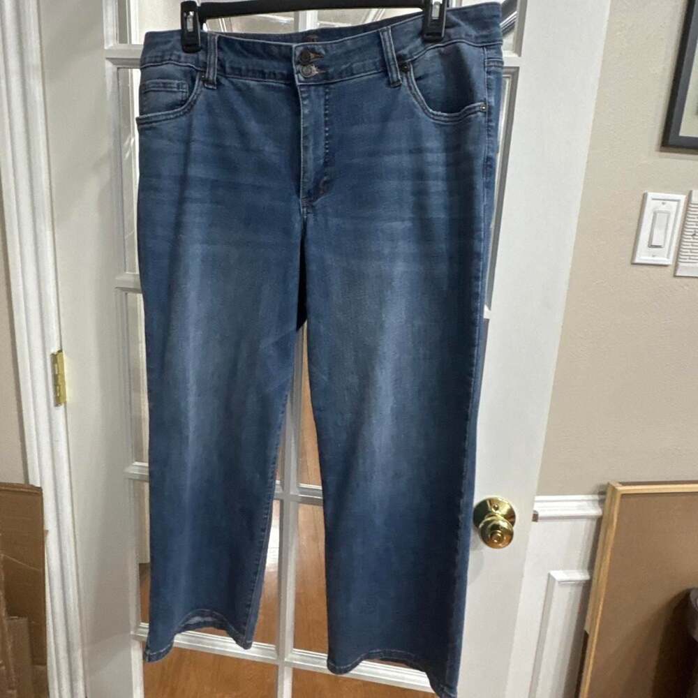 Kut from the Kloth Straight Leg Relaxed Fit Blue Jeans Size 14W